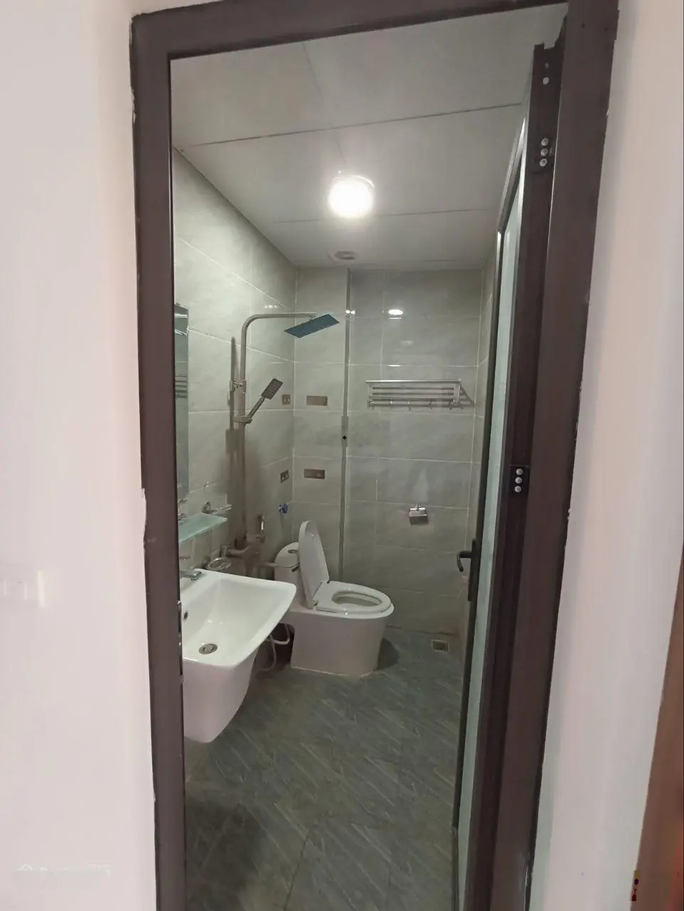 Bán nhà lô góc 30m2x4T, 2,9 tỷ, La Tinh-Đông La gần khu đấu giá.