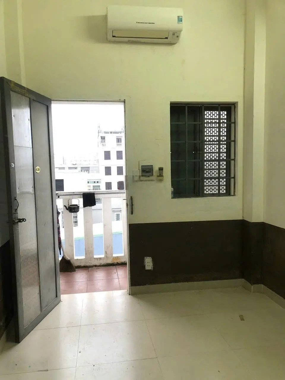 Bán góc 4.5 tầng 2MT Tiên Sơn doanh thu 60 tr/1th