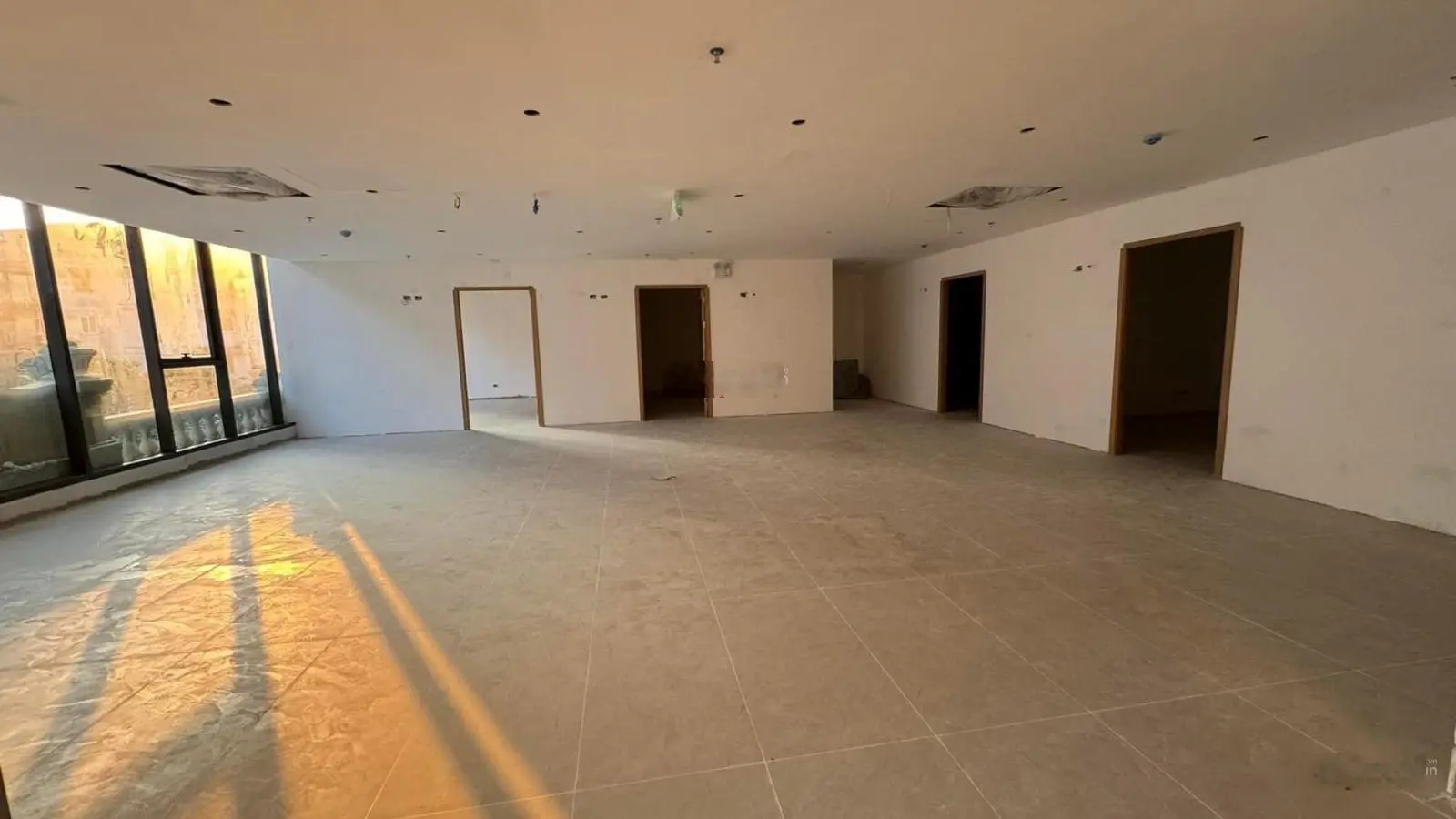 Chủ nhà gửi bán tòa văn phòng mặt phố Hồ Tùng Mậu: 340m2, 8 tầng, MT: 38m. Giá: 288tỷ