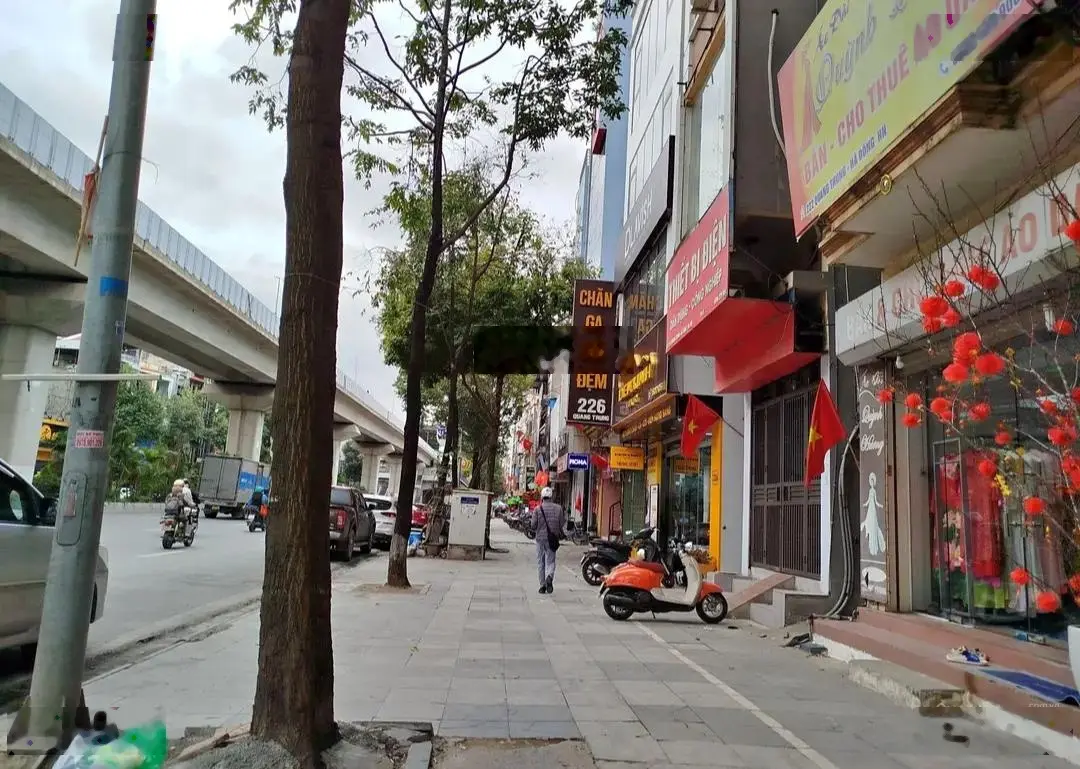 Mặt phố Quang Trung, Hà Đông, 49m, 5T, giá 13.2 tỷ vỉa hè, ôtô tránh kinh doanh. Ô chờ thang máy