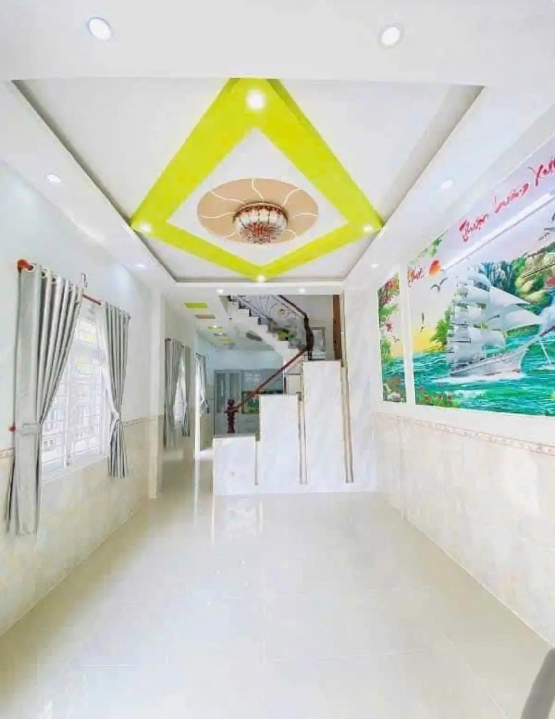 3,7Tỷ sỡ hữu ngay 184/ Nguyễn Xí Bình thạnh 68m2 Shr Phố Nguyễn xí toạ lạc gần ViCom,Trường học