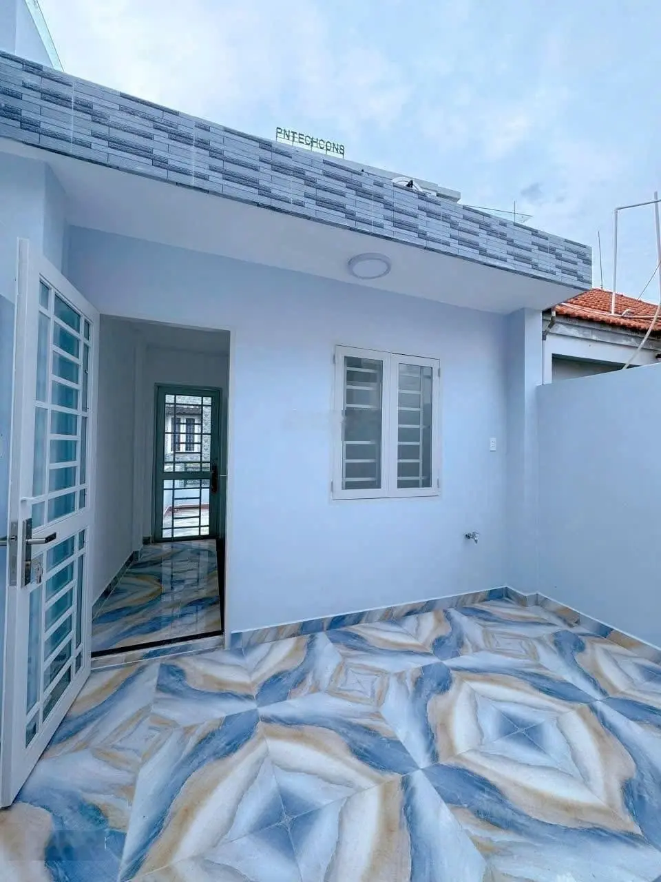 Chủ đi định cư bán nhà Lê Văn Sỹ - Q3 - 40m2 - SHR - LH 0788397931
