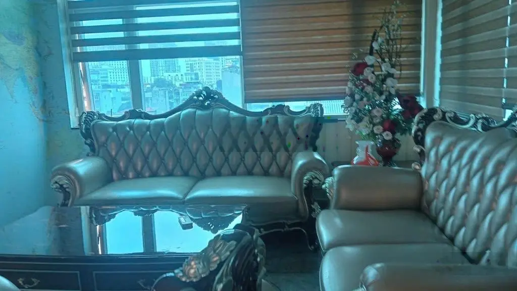 Toà văn phòng trung tâm đống đa - mặt phố 9 tầng - thang máy thông sàn - lô góc , kinh doanh