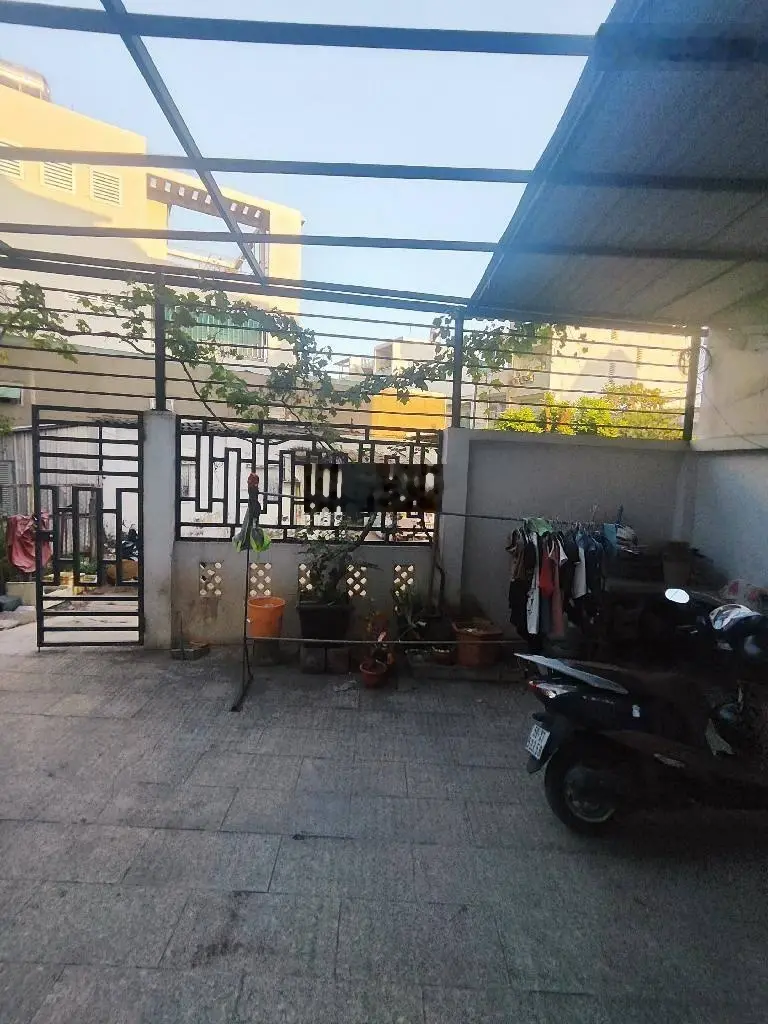 Bán biệt thự 4 tầng 204m2 ngang 9m mặt tiền đường 12m Man Thiện Tăng Nhơn Phú A, 19,5 tỷ