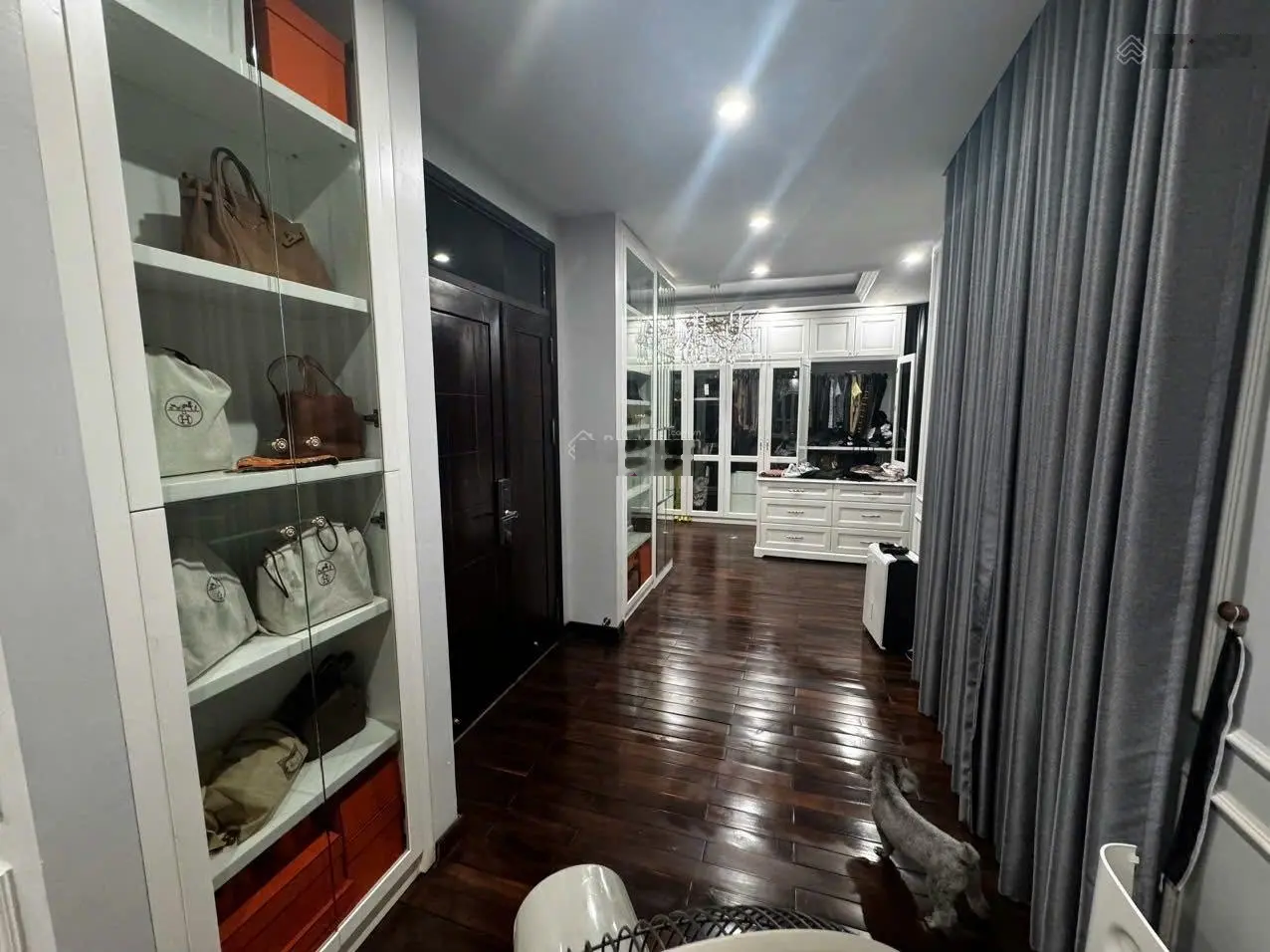 Chính chủ cần bán căn BT song lập 160m2 phân khu mở. Nhà làm full đồ, 21,9 tỷ. Mr. Sơn 0961 592 ***