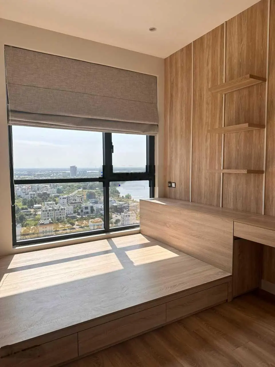 Độc quyền căn 3PN duplex, diện tích 214m2 trong nhà và 40m2 sân vườn giá cực hời chỉ 21 tỷ bao hết