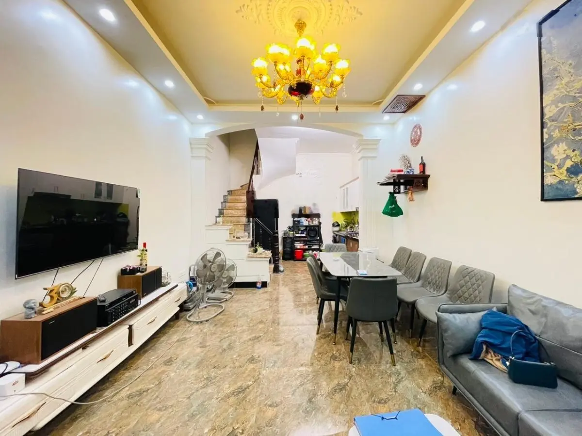 Bán nhà Kim Ngưu - Hai Bà Trưng - 52m2 - sổ đỏ - 8tỷ 81