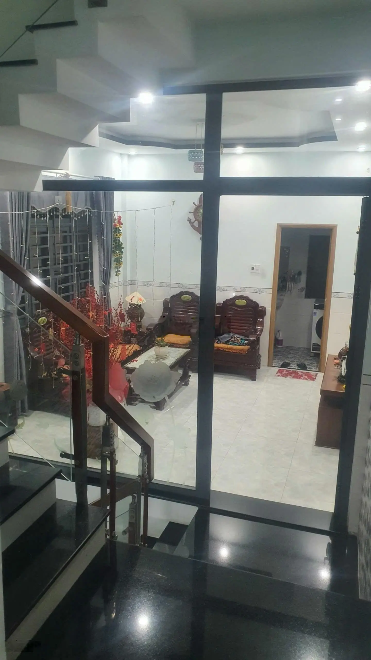 Bán nhà đẹp 3 tầng MT đường Nguyễn Hiền, Nại Hiên Đông, Sơn Trà - 4,8 tỷ TL
