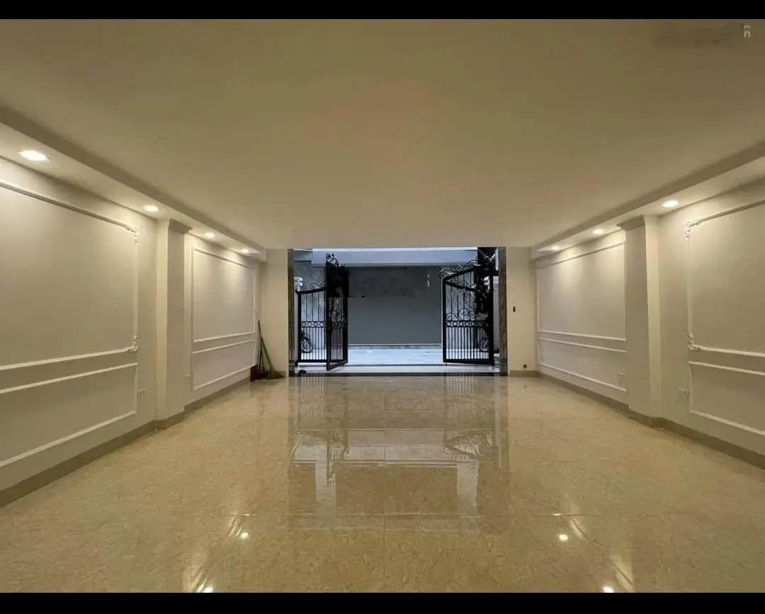 Chính chủ cần bán nhà Khuất Duy Tiến diện tích 67,3m2, 7tầng thang máy full nội thất