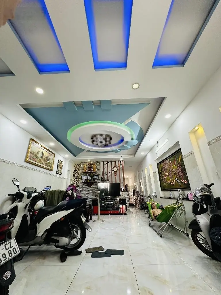 Mặt tiền [ 5 x 23 ] * 4 tầng * Bùi Thế Mỹ, Ni Sư Huỳnh Liên, Tân Bình, Giá 18 tỷ nhỉnh thương lượng
