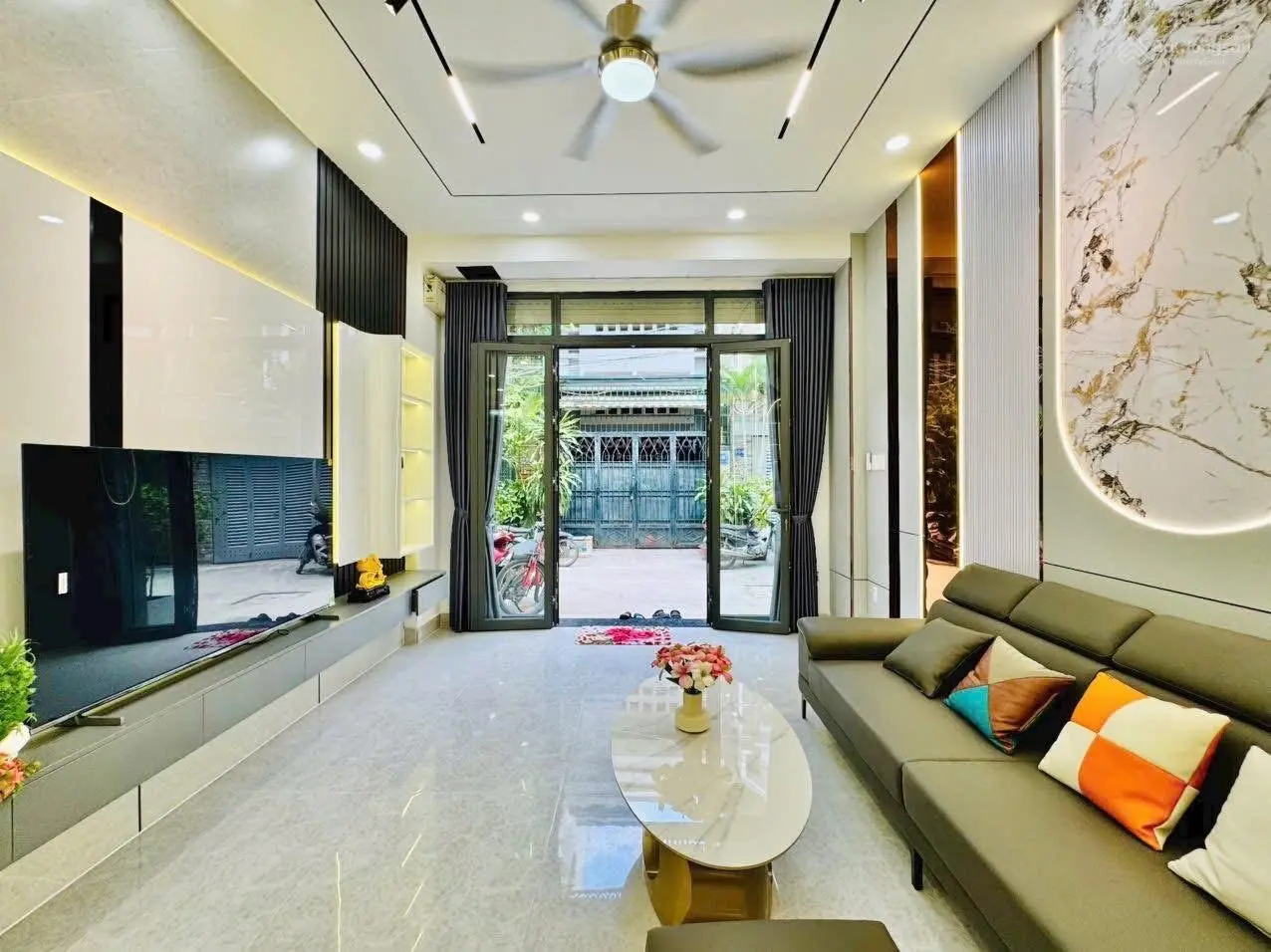Mua nhanh bán nhanh nhà hoa lan, p7, phú nhuận giá 3.1 tỷ/58m2 shr đang cho thuê