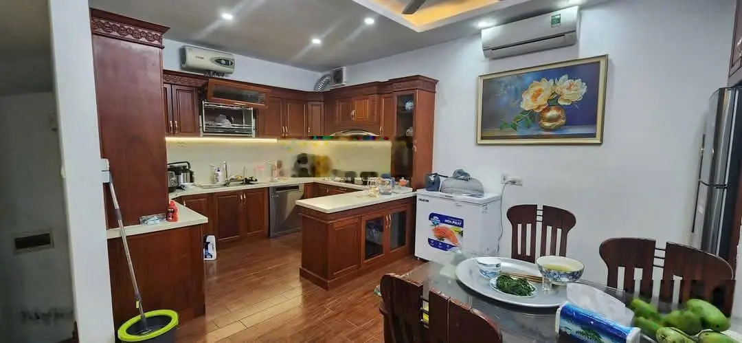 Đẹp hiếm thấy! Bán nhà Trung Kính, phân lô, ô tô tránh, 2 thoáng, nội thất 3 tỷ, dân xây, 78m2, 6T