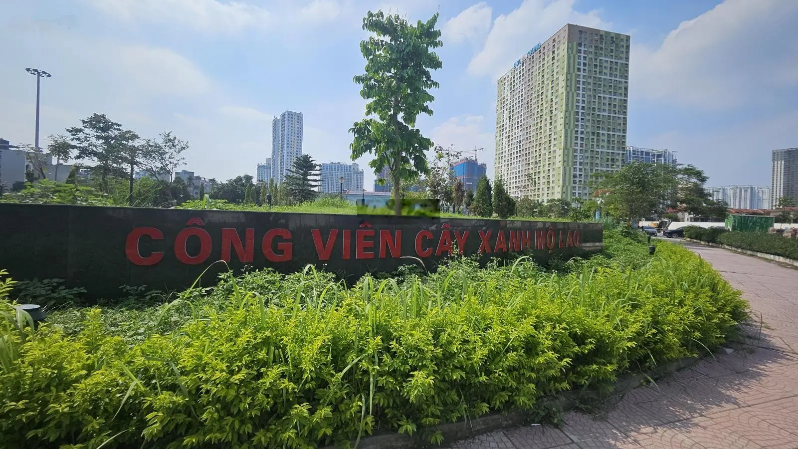 SIÊU PHẨM NHÀ PHỐ TRUNG TÂM MỘ LAO, HÀ ĐÔNG 50m² Mặt tiền 4m Vỉa hè Ô tô tránh