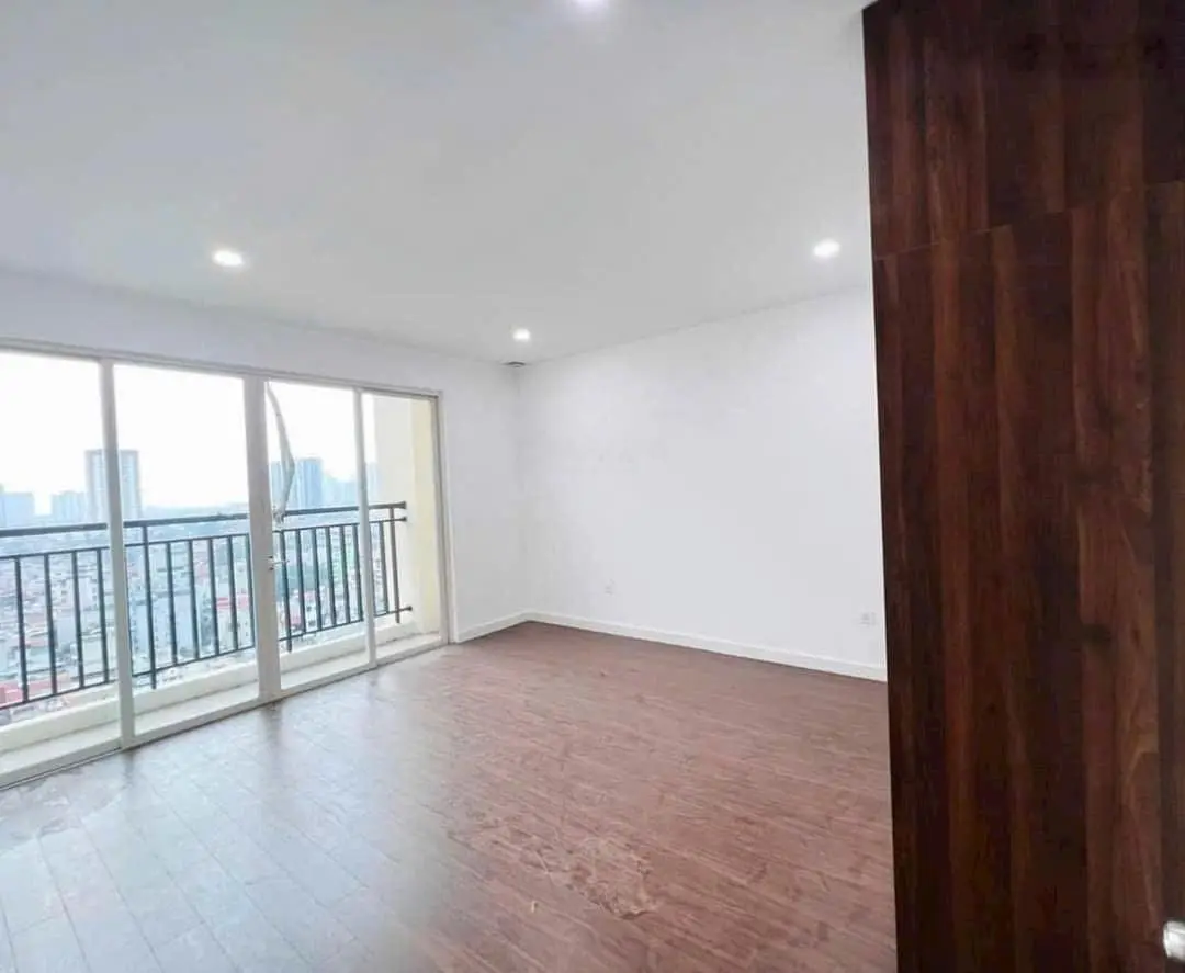 CĐT ra hàng căn 3 ngủ 130m2, tòa A, DA Hồ Gươm 102 Trần Phú, giá tốt. LH: 0912 824 ***