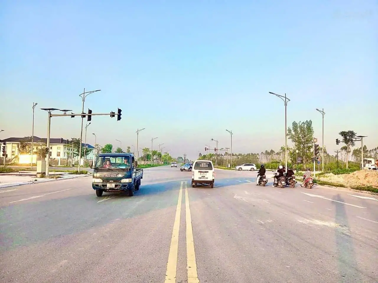 Bán đất mặt đường Hùng Vương, nhìn sang UBND Tp Bắc Giang, sát cạnh phố đi bộ, giá đẹp