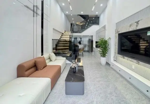 Cần bán gấp nhà Phan Tây Hồ,p7, Phú Nhuận giá 2,3 tỷ-54 m2, shr, pháp lí chuẩn
