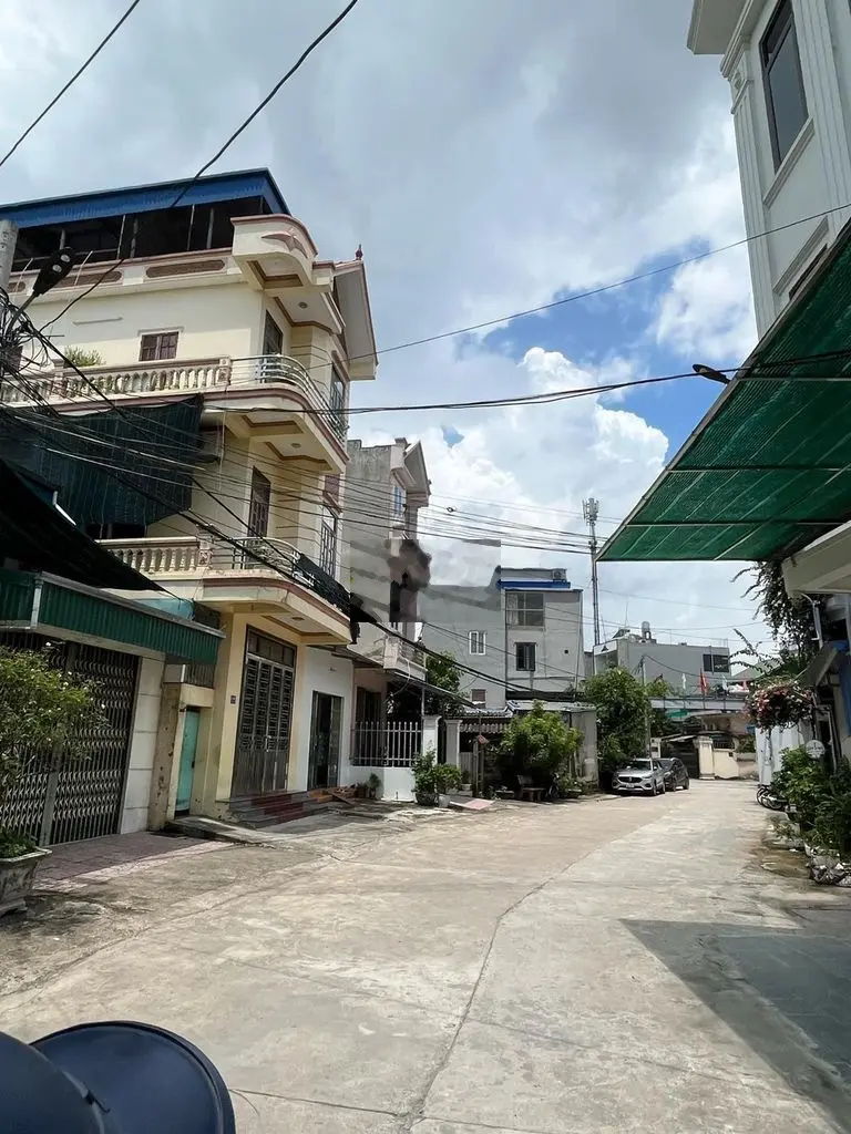 Đất mặt đường khu Liên Hà 1,Đông Nam, đường rộng 4 ô tô tránh nhau