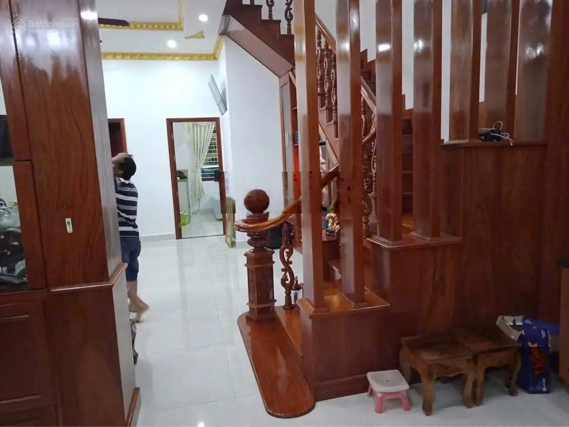 MT nội bộ KDC Gia Hoà 200m2 3 lầu mới bán gấp!!!