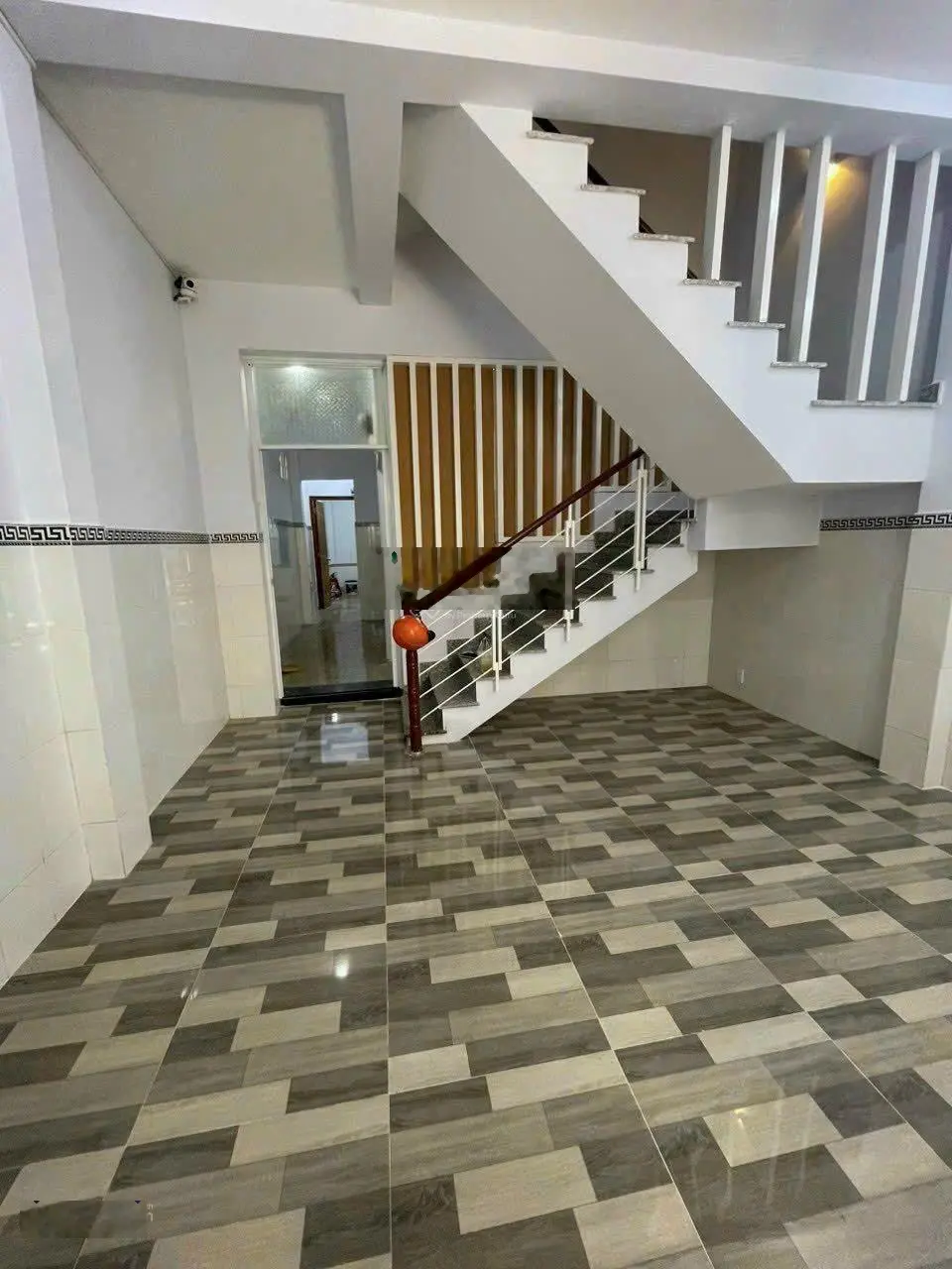 Bán nhà 4 tầng hẻm 1321 Huỳnh Tấn Phát, Phú Mỹ, Quận 7 DT: 4,5x17m có 8PN có sẵn 8 máy lạnh 4,85 tỷ
