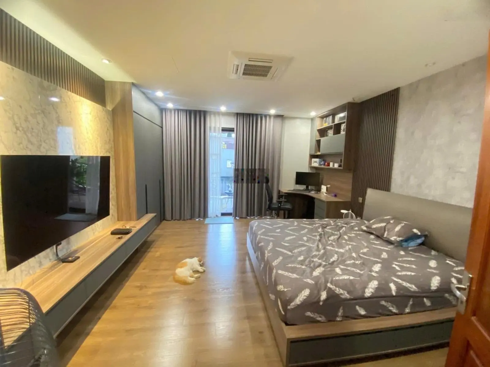 Lạc Long Quân, Tây Hồ, P.Lô 90m2, Mt 5m, 5T, gara Ô tô, KD, VP, gần hồ Tây, nhỉnh 24 tỷ. 0988424386