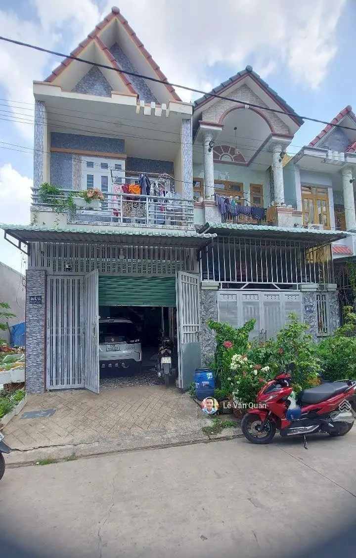 Bán rẻ nhà Đông Hòa Dĩ An, gần Làng Đại Học