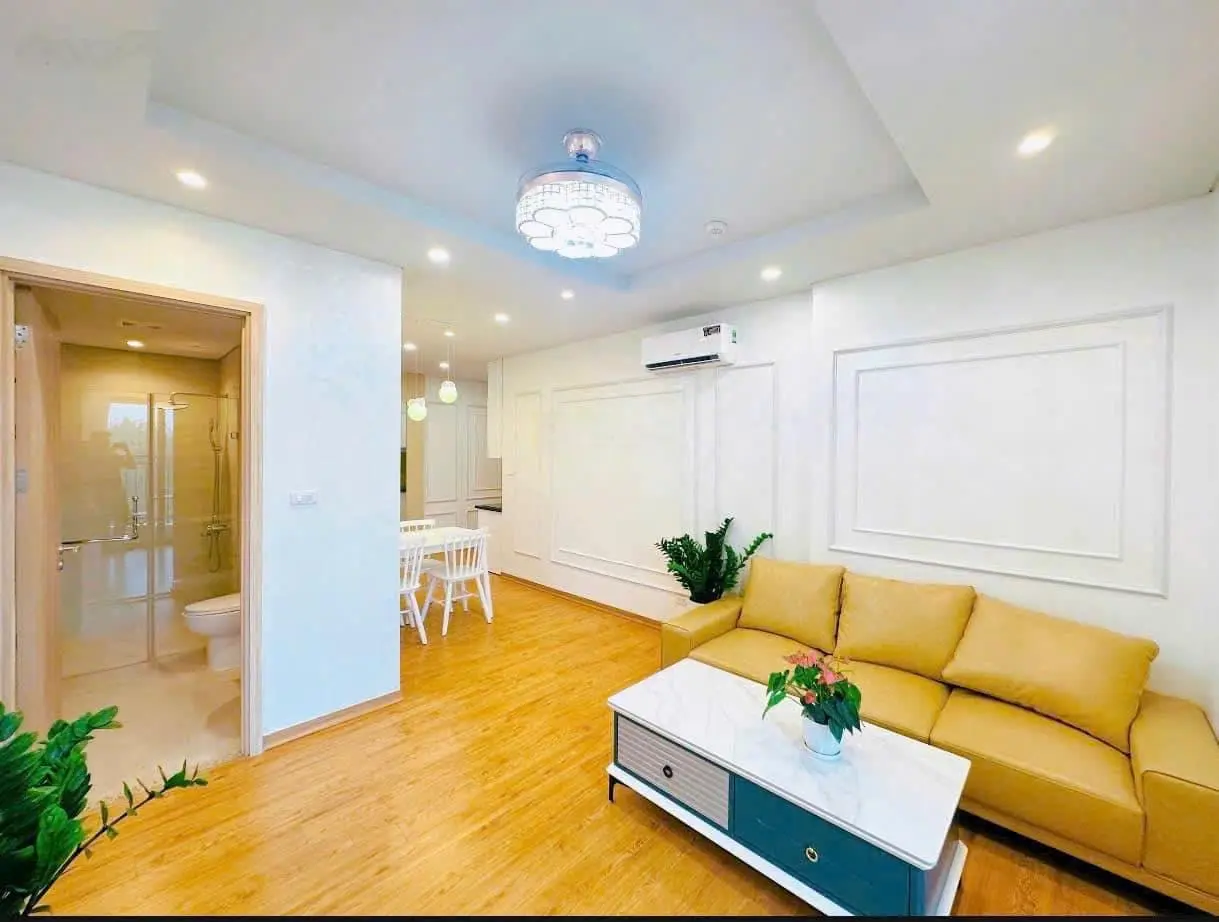 Cần tiền gia đình e bán gấp căn hộ 2pn chung cư Green Bay Garden(Bim 30 Tâng) Hùng Thắng - Hạ Long