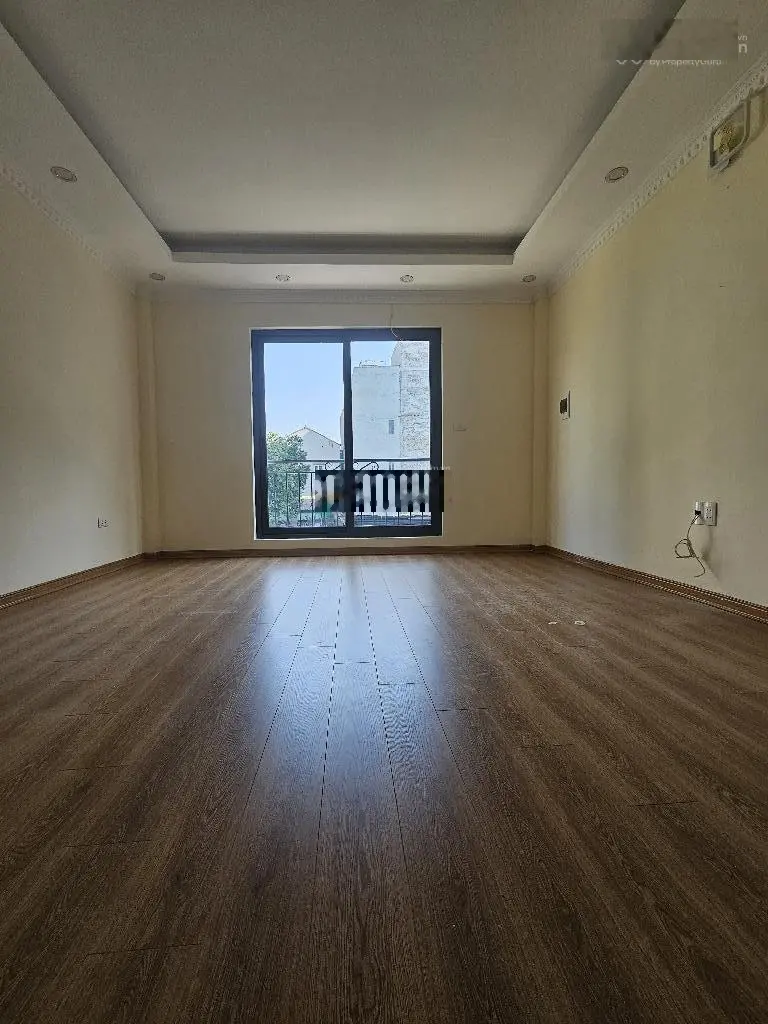 Bán nhà riêng tại Đàm Quang Trung, 5,45 tỷ, 30 m2, hàng xóm Aeon Long Biên