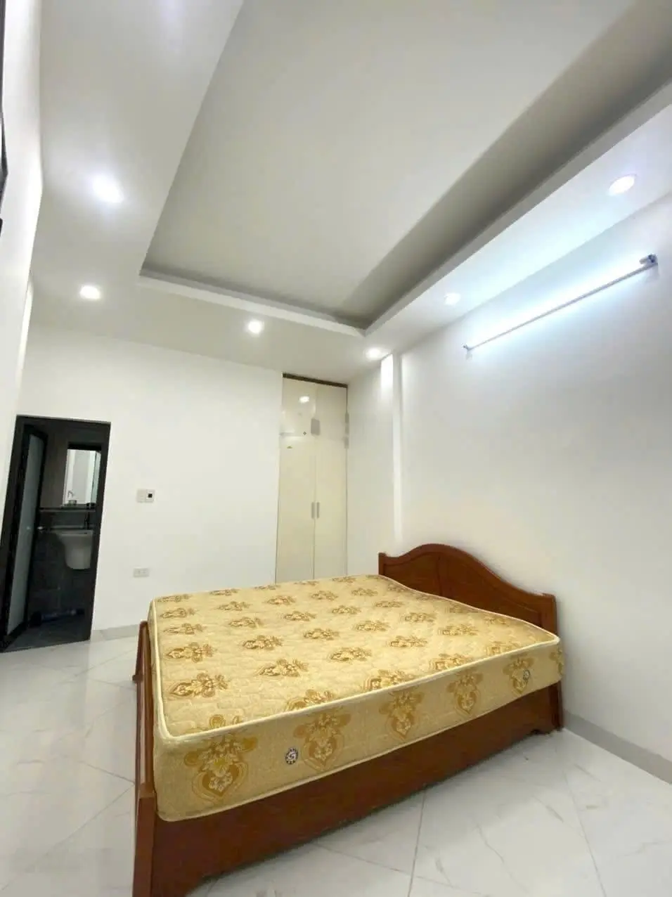 Bán nhà Yên Nghĩa, Hà Đông, 33m2, 5 tầng đẹp, tổ trong đê gần KĐT Đô Nghĩa, gần đường Lê Văn Lương
