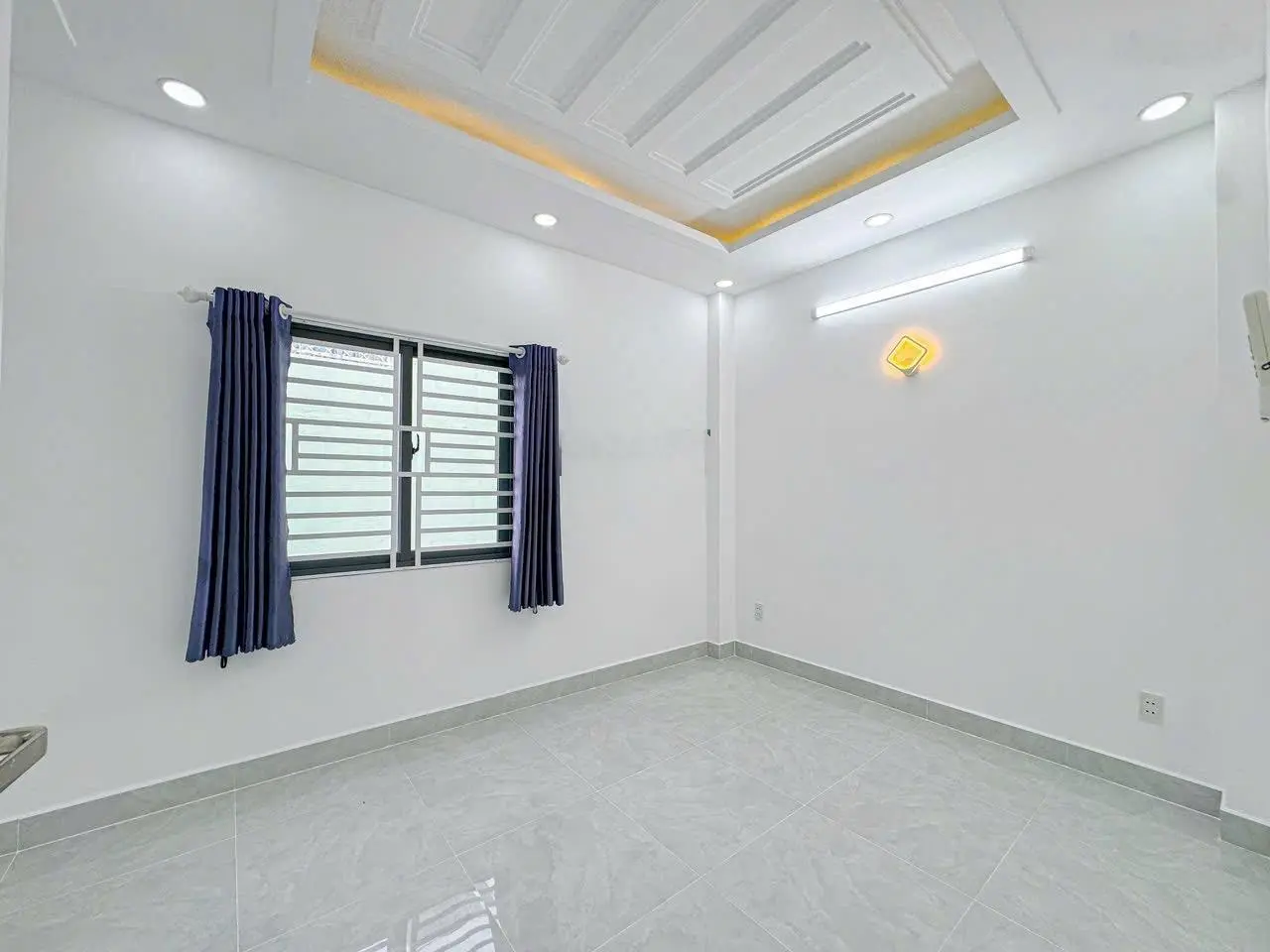 Bán nhà sổ riêng 50m2 đường xe hơi 71 đào tông nguyên tt nhà bè