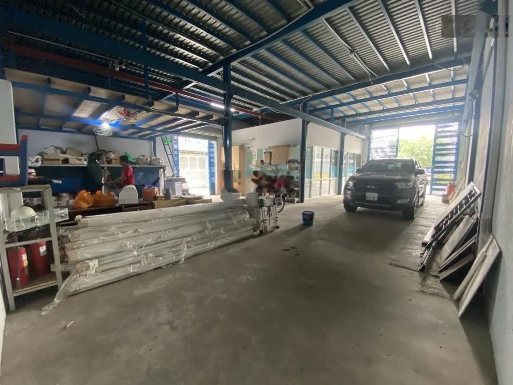 Hàng hiếm- Góc 2 mặt tiền- Đất khu VIP Tên Lửa- 200m2-10*20- full thổ- Sổ hồng riêng- Giá 23 tỷ TL