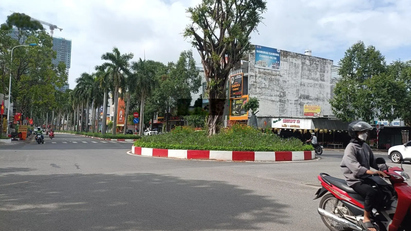 Cần bán toà nhà 6 tầng, lô góc đường Gs1, khu vip kinh doanh bậc nhất Dĩ An chỉ 18 tỷ