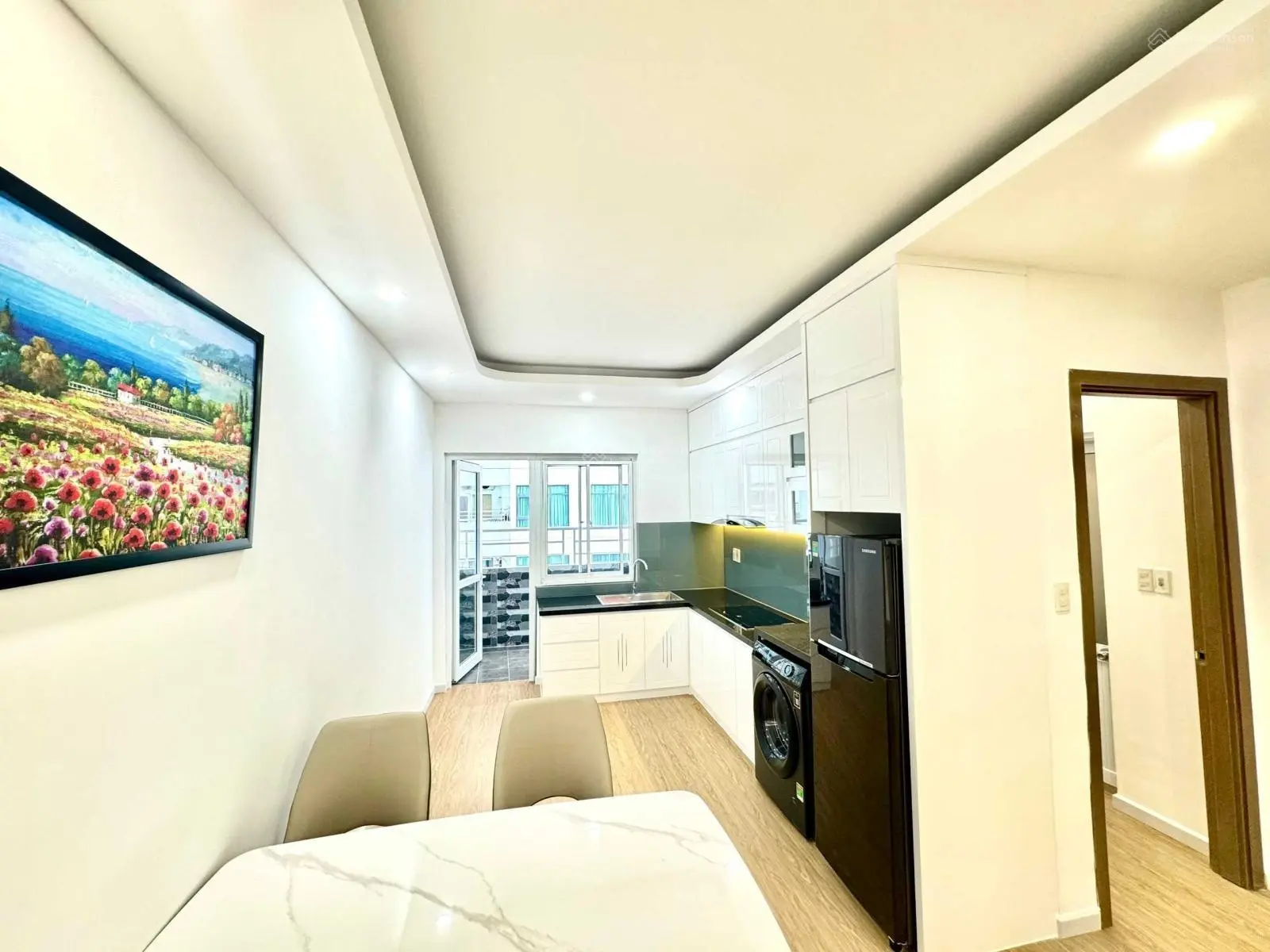Bán gấp căn 2 phòng ngủ 58.8m2 đầy đủ nội thất mới giá chỉ 1.58 tỷ