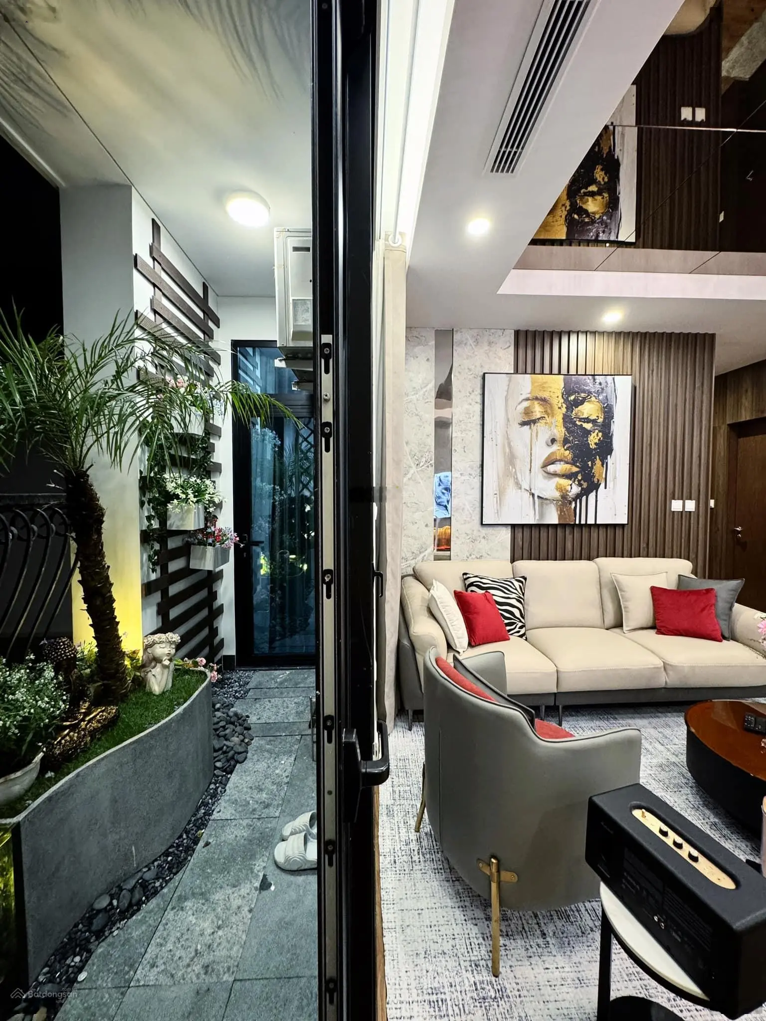 Chính chủ! Vợ chồng tôi cần án căn hộ 3 ngủ 126m2 Tây Hà Tower 19 Tố Hữu, giá chỉ 5,7 tỷ