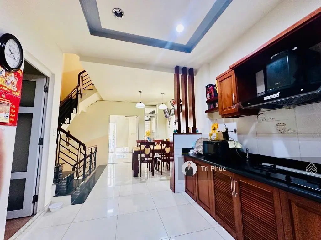 Gấp Bán,MTKD Đường 8m Ngay Ngã 4 Phú Nhuận Hoàng Văn Thụ,50m2x5Tầng Nhỉnh 13ty