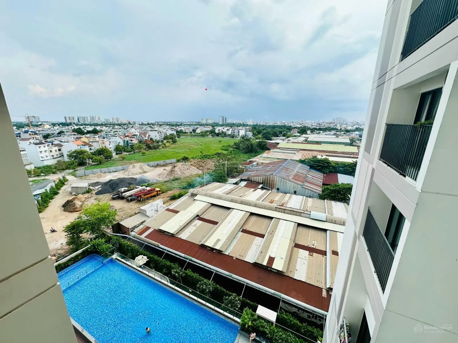 Bán căn Pegasuite 1PN + giá 2,55 tỷ 52m2 - nhà full nội thất đẹp view thoáng - hỗ trợ vay ngân hàng