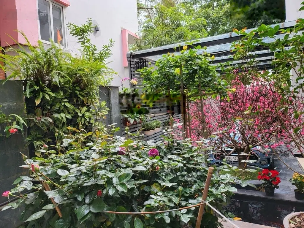 Cần bán Biệt thự KĐT Bán Đảo Linh Đàm diện tích 250m, 4 tầng giá 68 tỷ