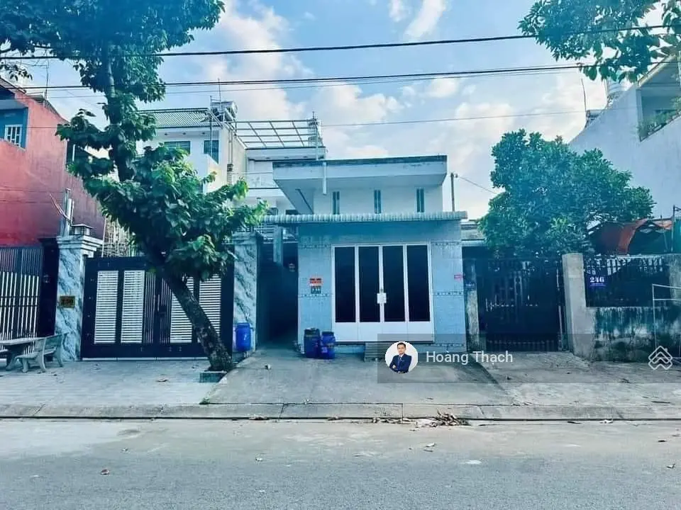 Nhà mặt tiền đường Huỳnh Thị Tươi, Dĩ An 112m2, full thổ cư đường nhựa 12m