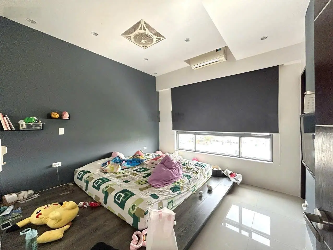 Cần bán gấp nhà trệt 2 lầu sân thượng mâm đúc có thể lên thêm lầu & 30 căn nhà trọ + quán cafe