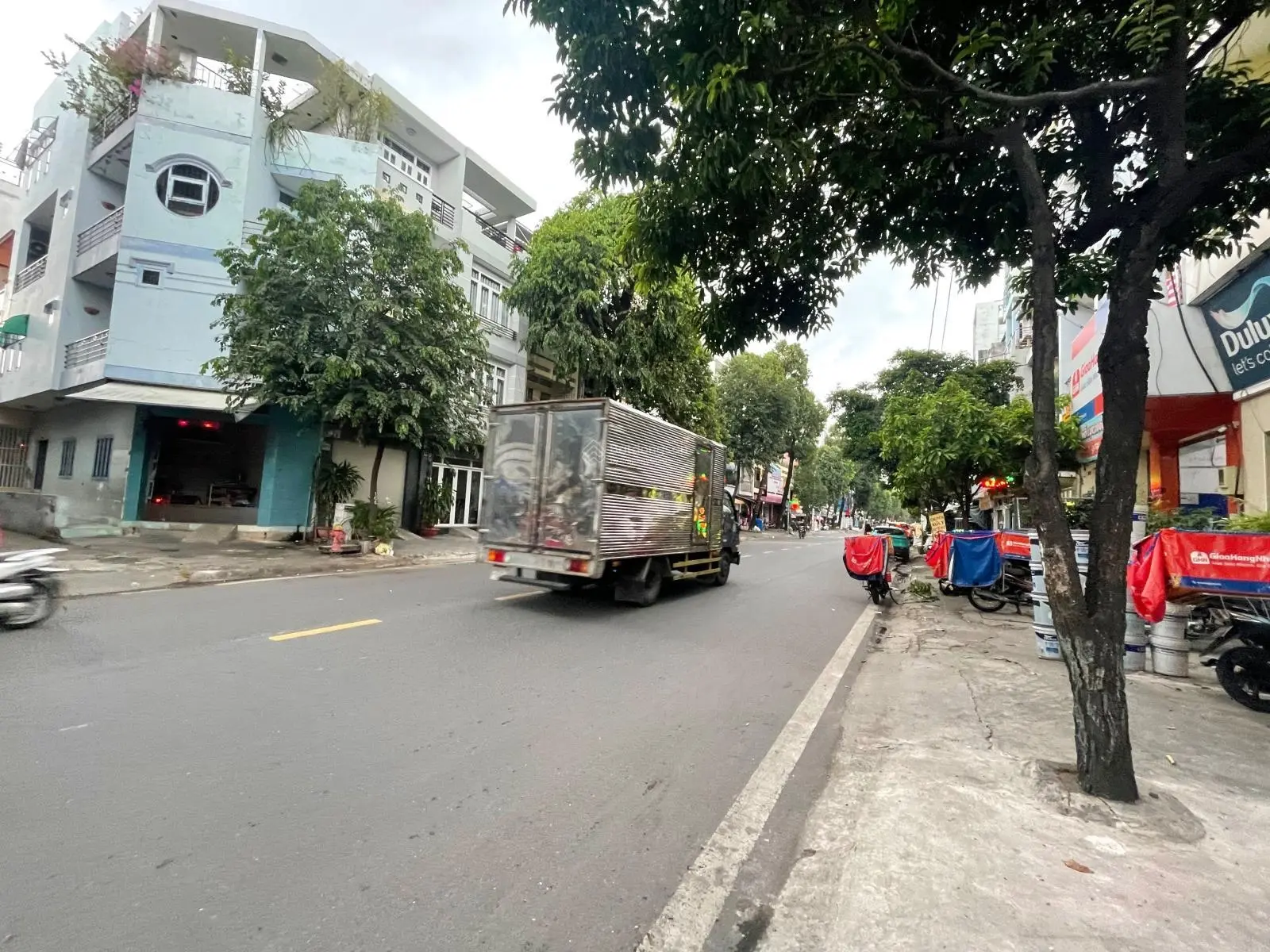 Bán nhà mặt tiền 2 tầng Nguyễn Duy Trinh, Phú Hữu Quận 9, 270m2, giá 47 tỷ
