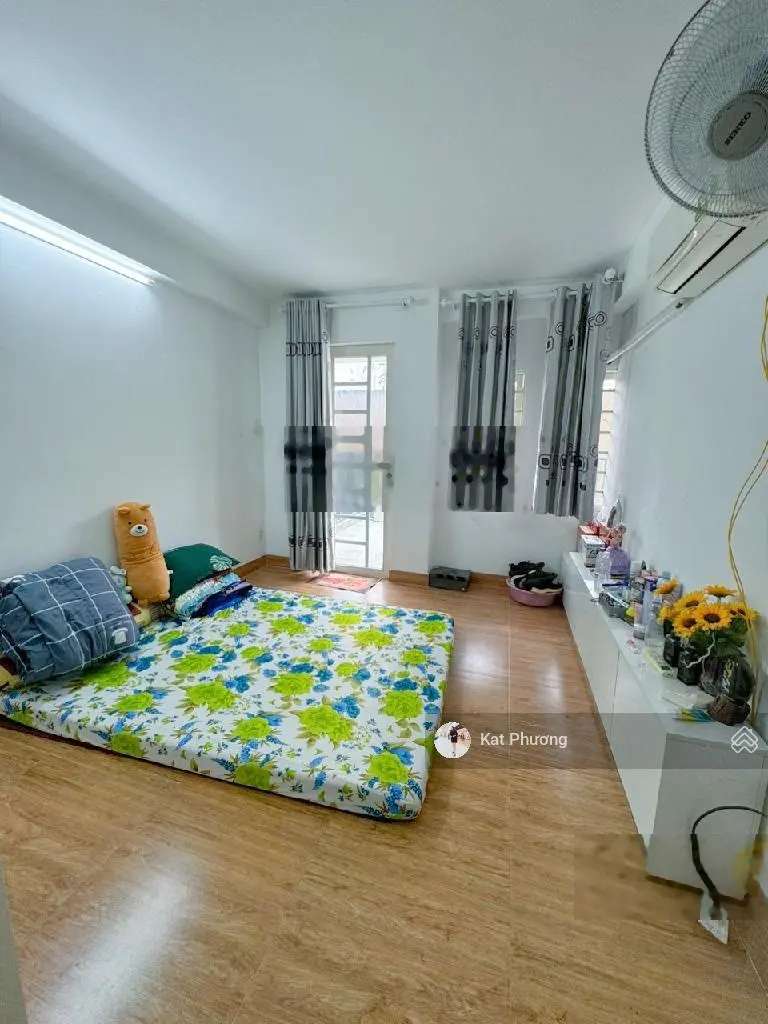 Nhỉnh 8 tỷ-64m2-3 tầng-ngang 4.5m-3pn-nhà hẻm 339 tô hiến thành trung tâm quận 10-gần big c