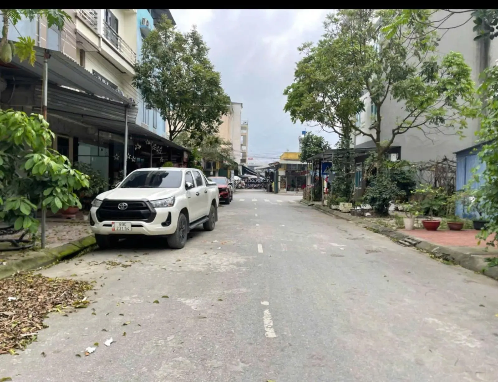 Chính chủ cần bán lô đất sau cổng chợ bao bì, kinh doanh ngay, hướng đông nam. LH 0865 886 ***