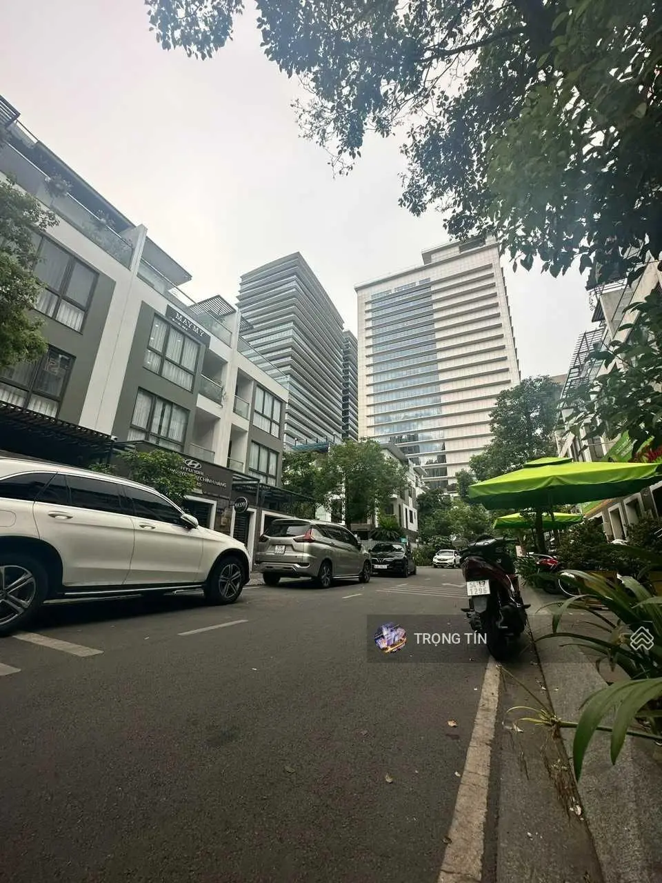 Bán nhà phố liền kề 5,5x16m 1trệt 3lầu dự án Hà Đô Centrosa Garden 118-200 Đường 3/2 P12 Q10 45 tỷ