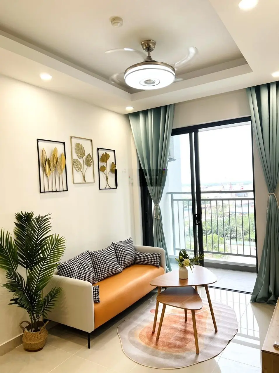 Bán gấp căn hộ Q7 Riverside view sông 1PN (53m2) giá 2.2tỷ, nhận nhà ngay. LH: 0911 850 ***