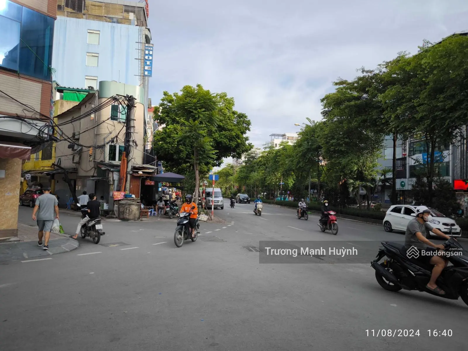 Nhà 5T chào 9,78 tỷ ô tô vào ngõ 34 Trần Bình full NT mới 100% sát Nguyễn Hoàng HTr bank 0983 650 ***