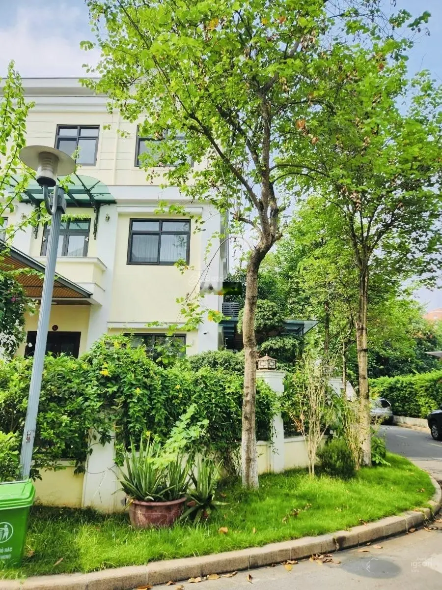 Duy nhất bán 1 căn biệt thự siêu đẹp H7 Starlake Tây Hồ 215m2 MT 23m đẹp nhất dãy H7. Giá: 96,8 tỷ