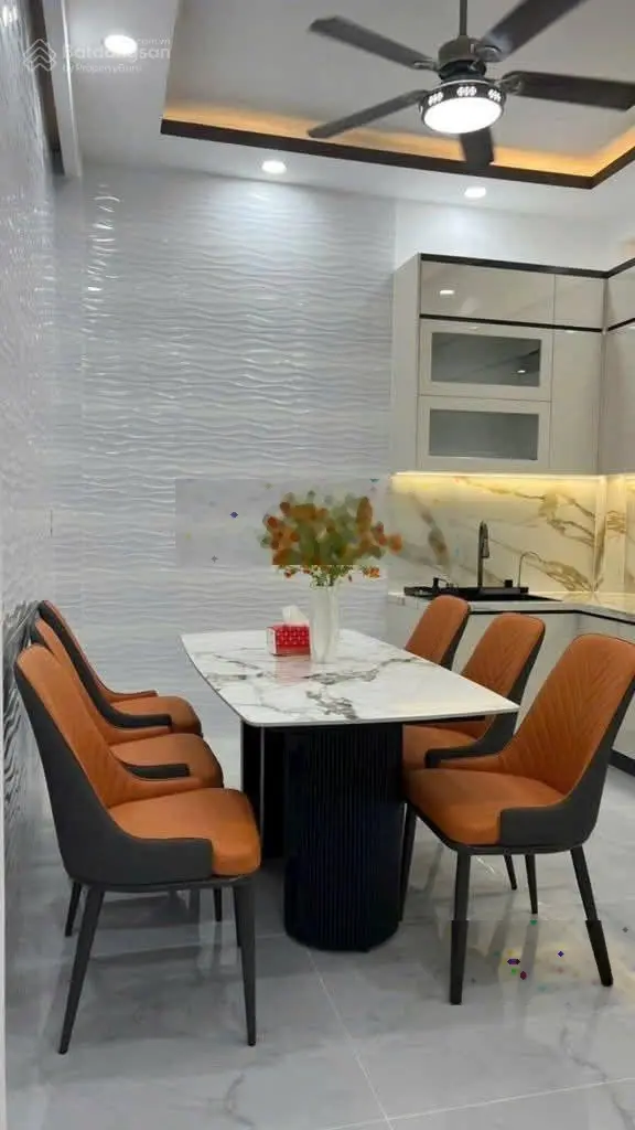 Hót! Phố Vũ Thạnh, ô tô đỗ cổng, gần mặt phố, mới full nội thất ở ngay, dt 46m2 * 5 tầng