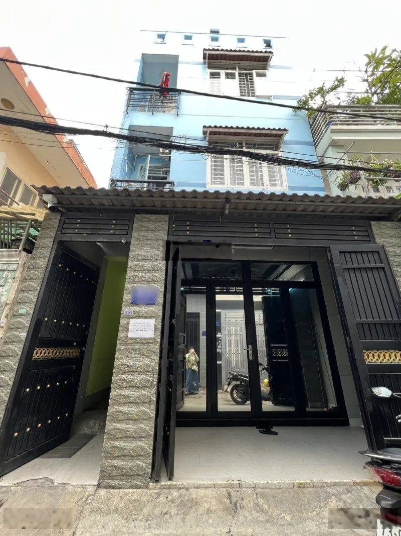 Hẻm xe hơi ngay siêu thị, 4 tầng 52m2 (5.3m ngang), gần Phạm Văn Đồng