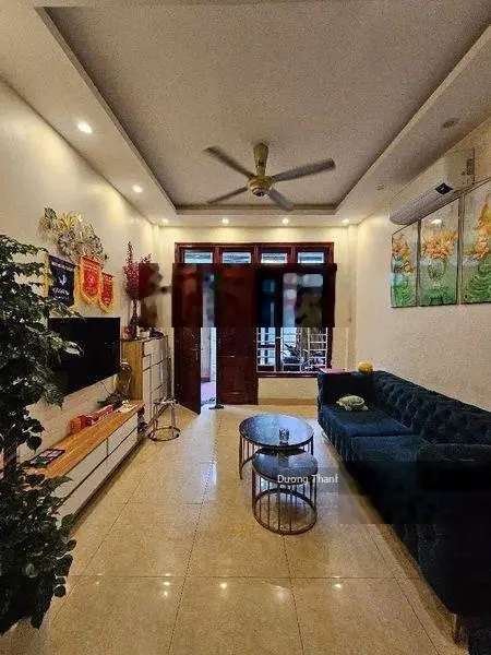 Bán nhà riêng đường Bát Khối, 4,08 tỷ vnd, 30m2, ngõ nông rộng, gần đường