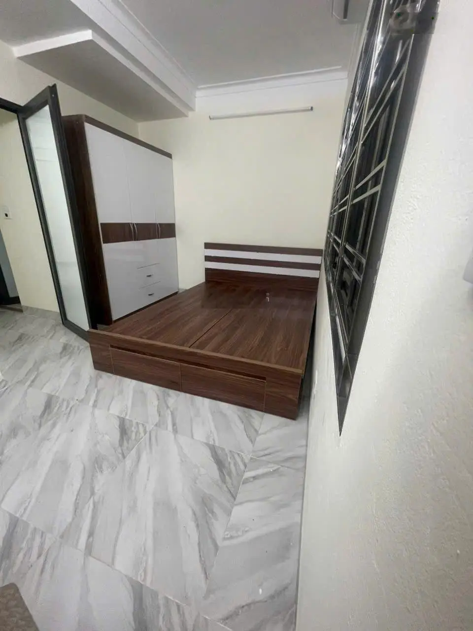 Bán tòa 6 tầng- xây mới thang máy, thiết kế 19 phòng khép kín. giá 20,5 tỷ.