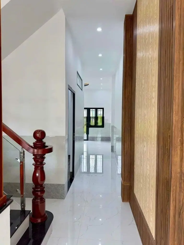 Bán nhà đang hoàn thiện 1 trệt 1 lầu kdc Tràng An phường 7 tp Bạc Liêu